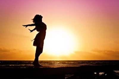 5 Toplocaties voor Zonsondergang in Oia: Timing & Plaatsing