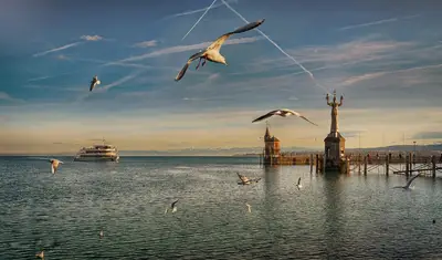 Athens to Santorini ferry vs flight: Planning your journey